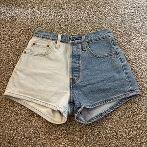 Levi’s Two-Tone Denim Women Shorts